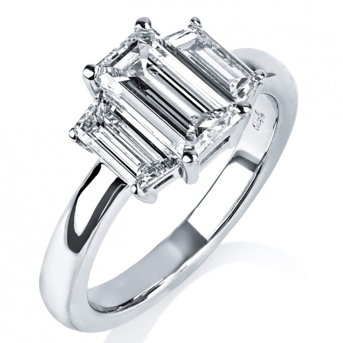 טבעת 3 יהלומים אמרלד מעבדה